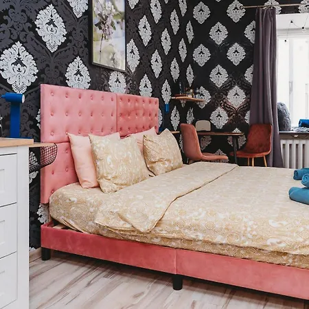 In Old Town, Cozy & Convenient - C Apartment *