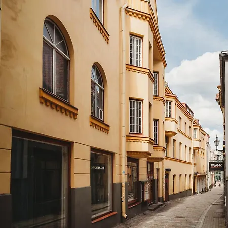 In Old Town, Cozy & Convenient - C Апартаменты Таллин