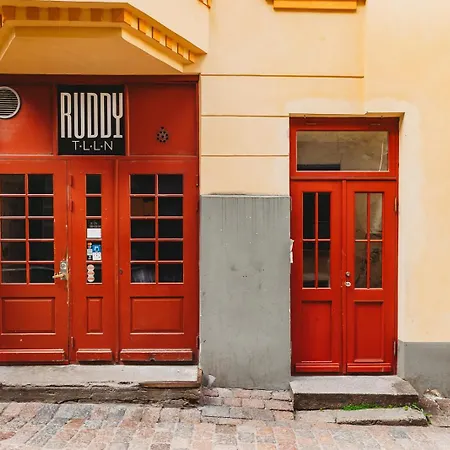 Апартаменты In Old Town, Cozy & Convenient - C Таллин