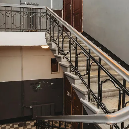 Apartman In Old Town, Cozy & Convenient - C