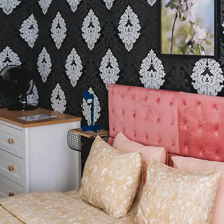 Apartman In Old Town, Cozy & Convenient - C *